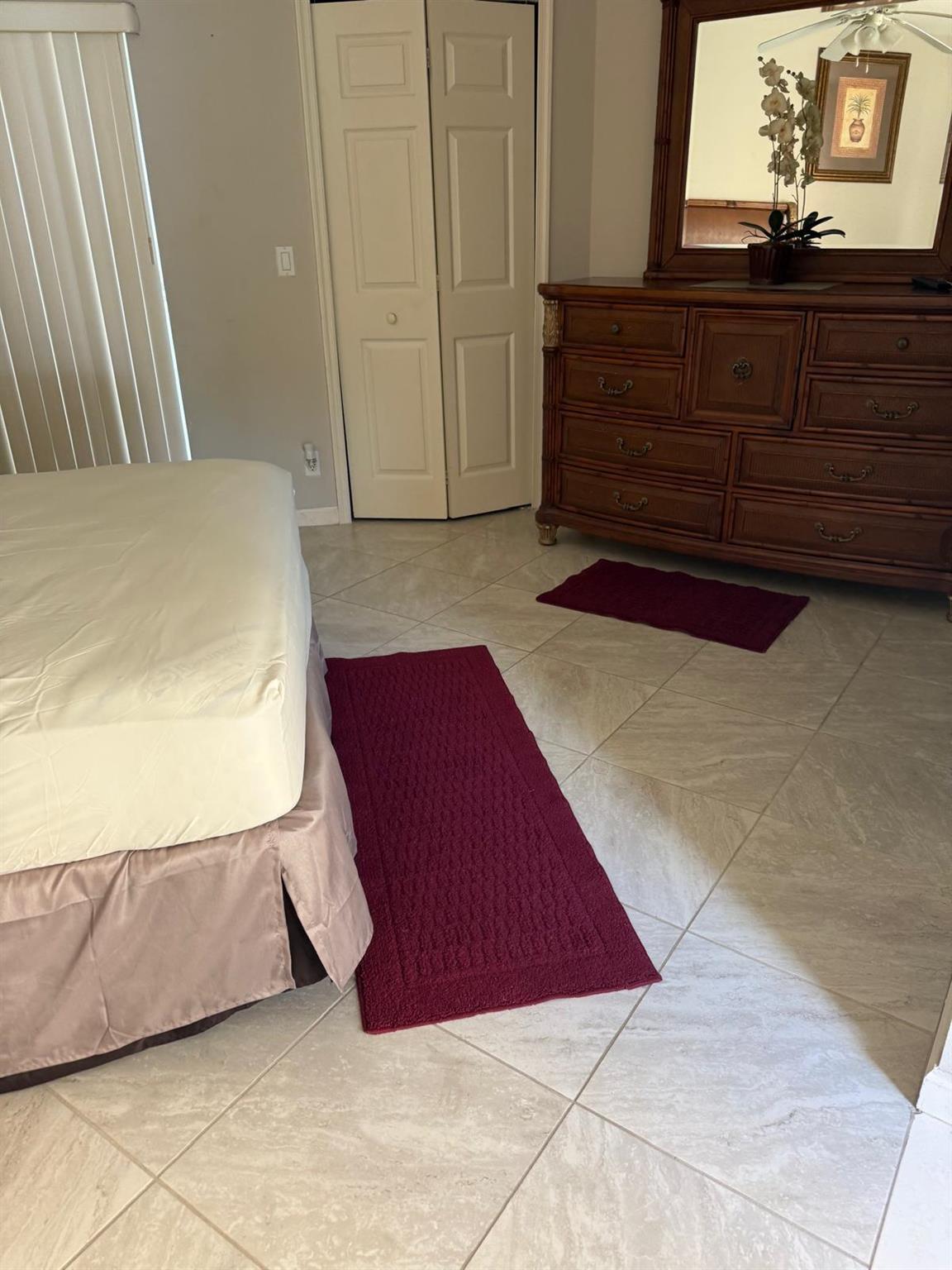 CASTLE PINES CONDOMINIUM - Residential Lease