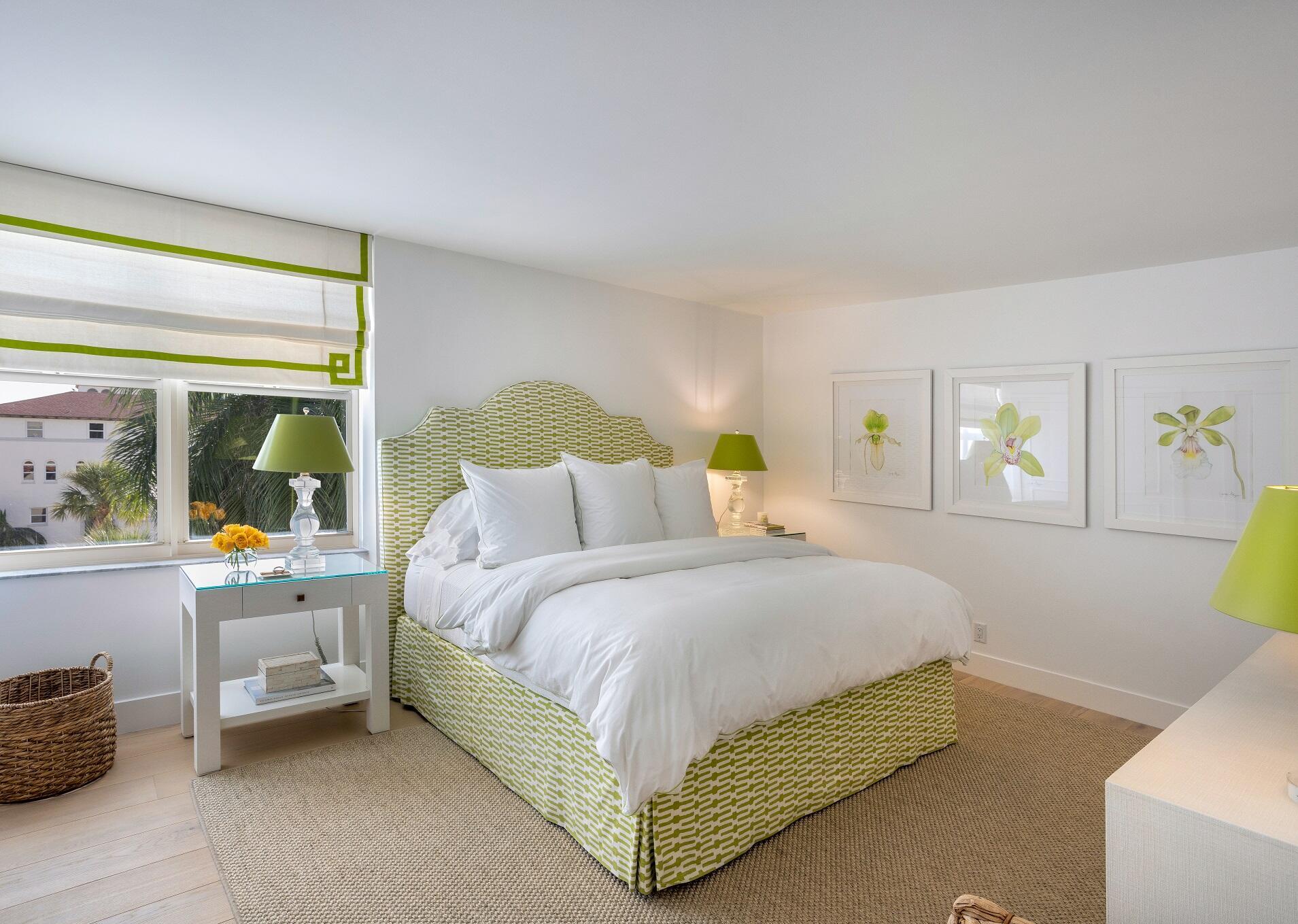 ISLAND HOUSE CONDO - Residential