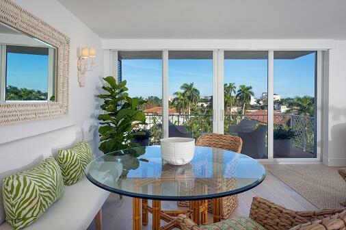 ISLAND HOUSE CONDO - Residential