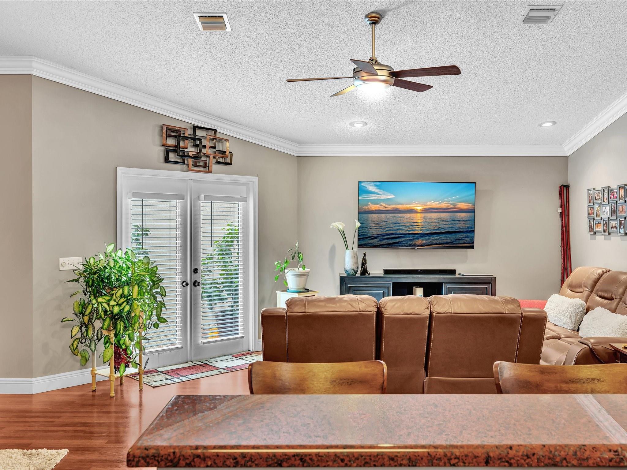 Regency Lakes At Coconut - Residential
