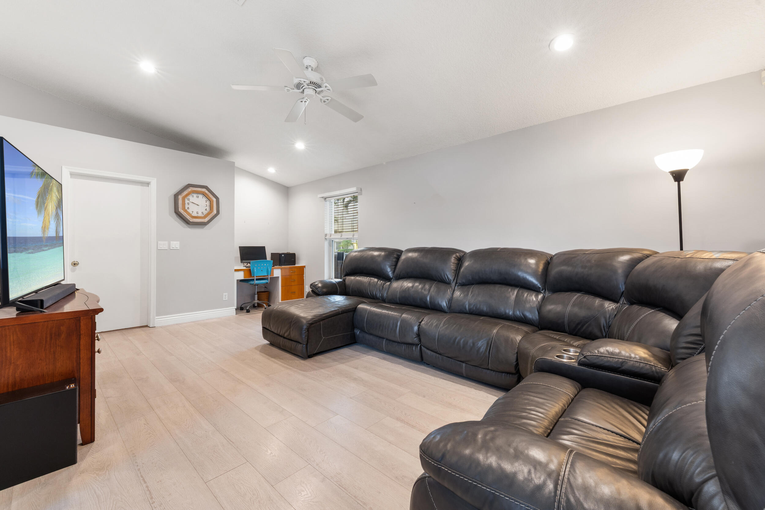 RAINBOW LAKES TR B PH 2 - Residential