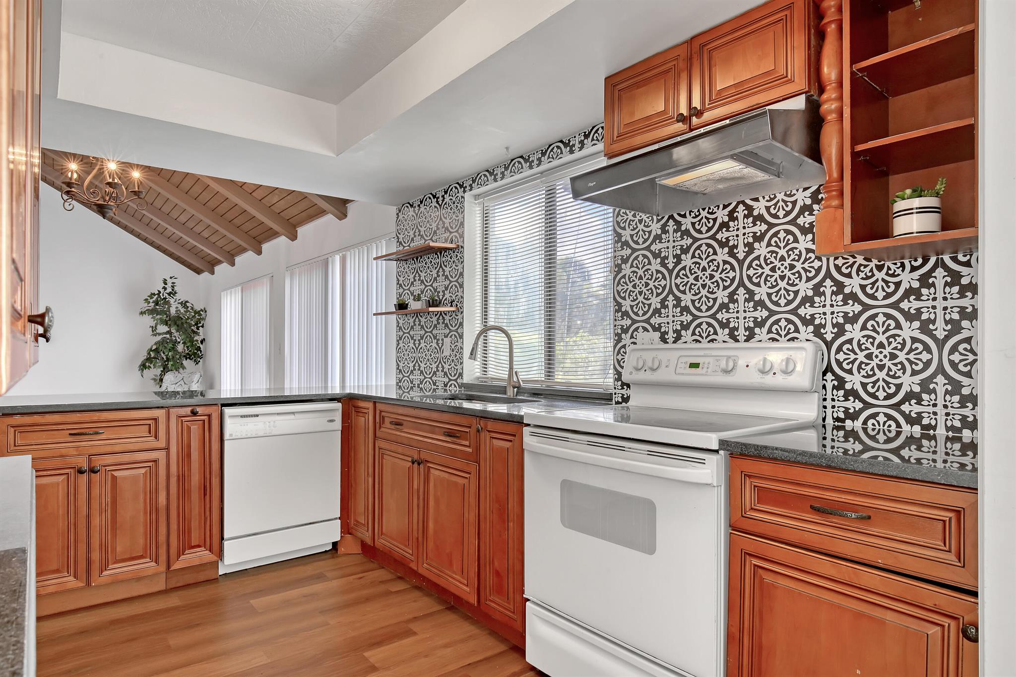 BOCA RATON HILLS SEC 2 - Residential Lease