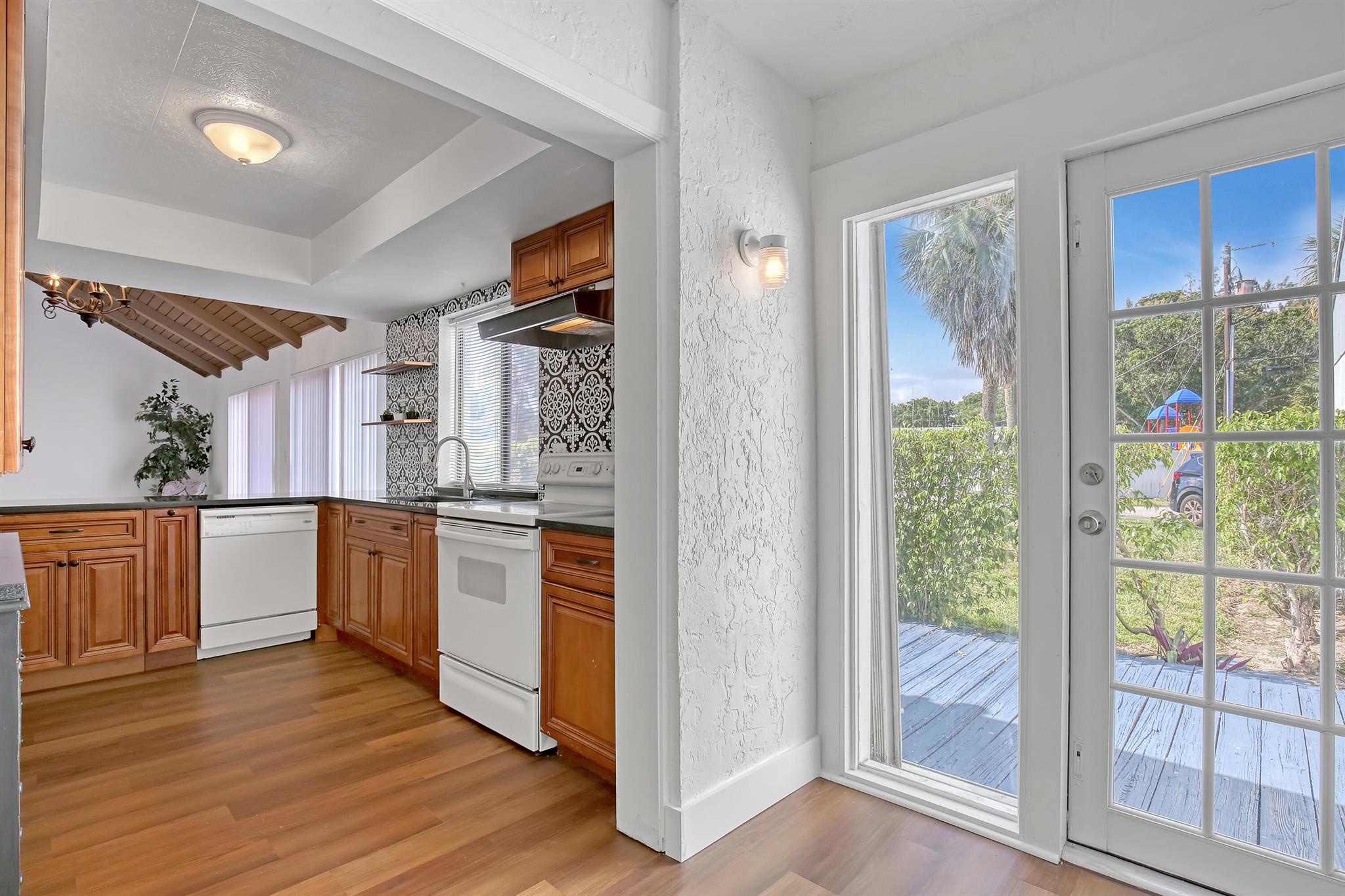 BOCA RATON HILLS SEC 2 - Residential Lease