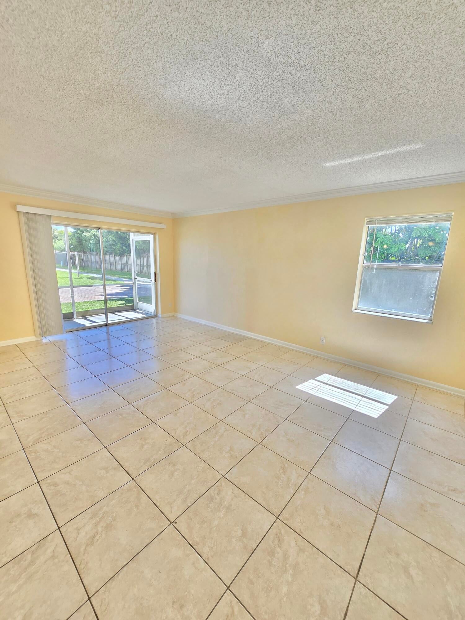 104 SE 10TH Street 101