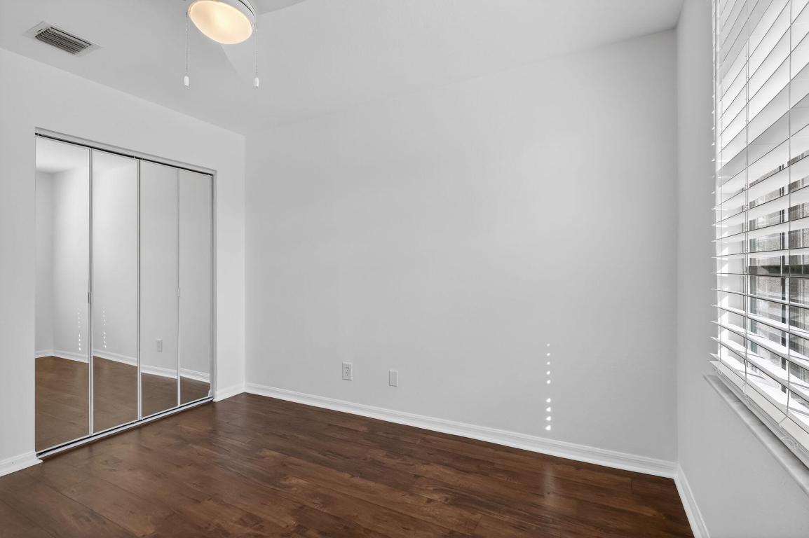 SIERRA PALMS - Residential