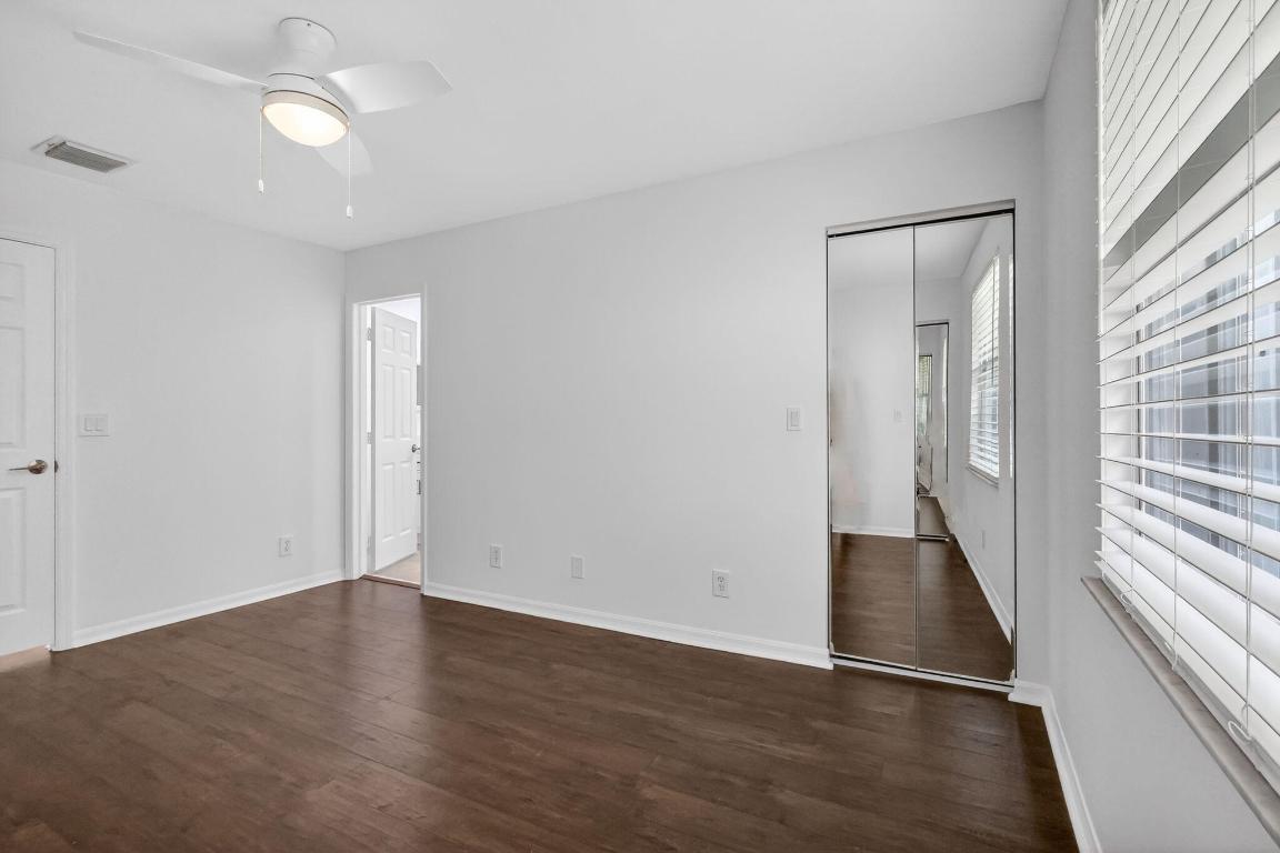 SIERRA PALMS - Residential