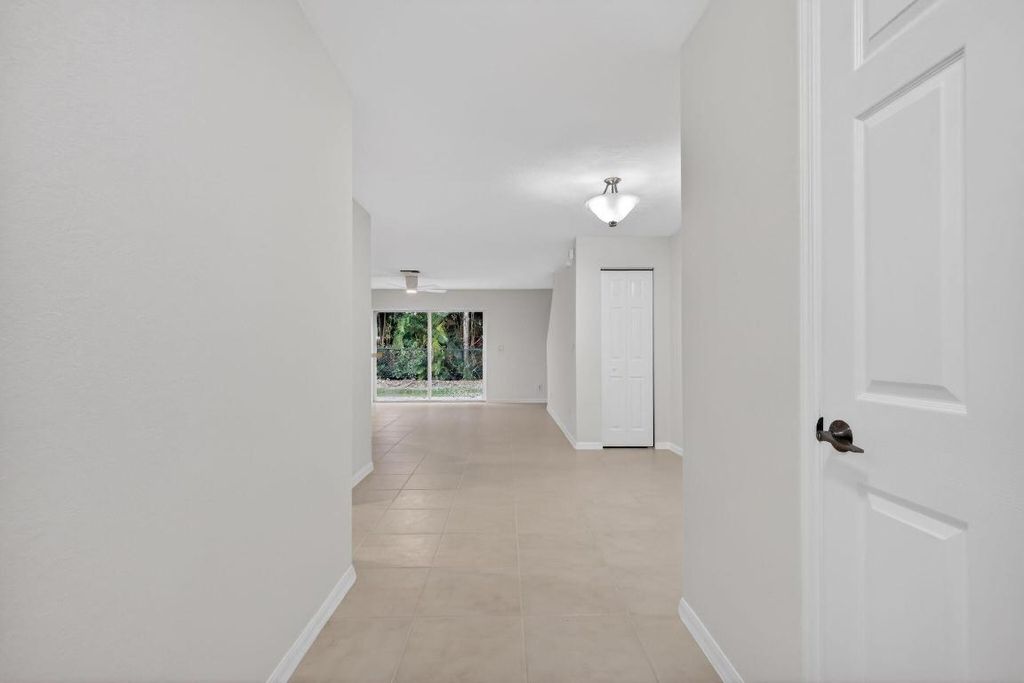 Photo of 16218 Sierra Palms Drive, Delray Beach, FL 33484 (MLS # R11157442)