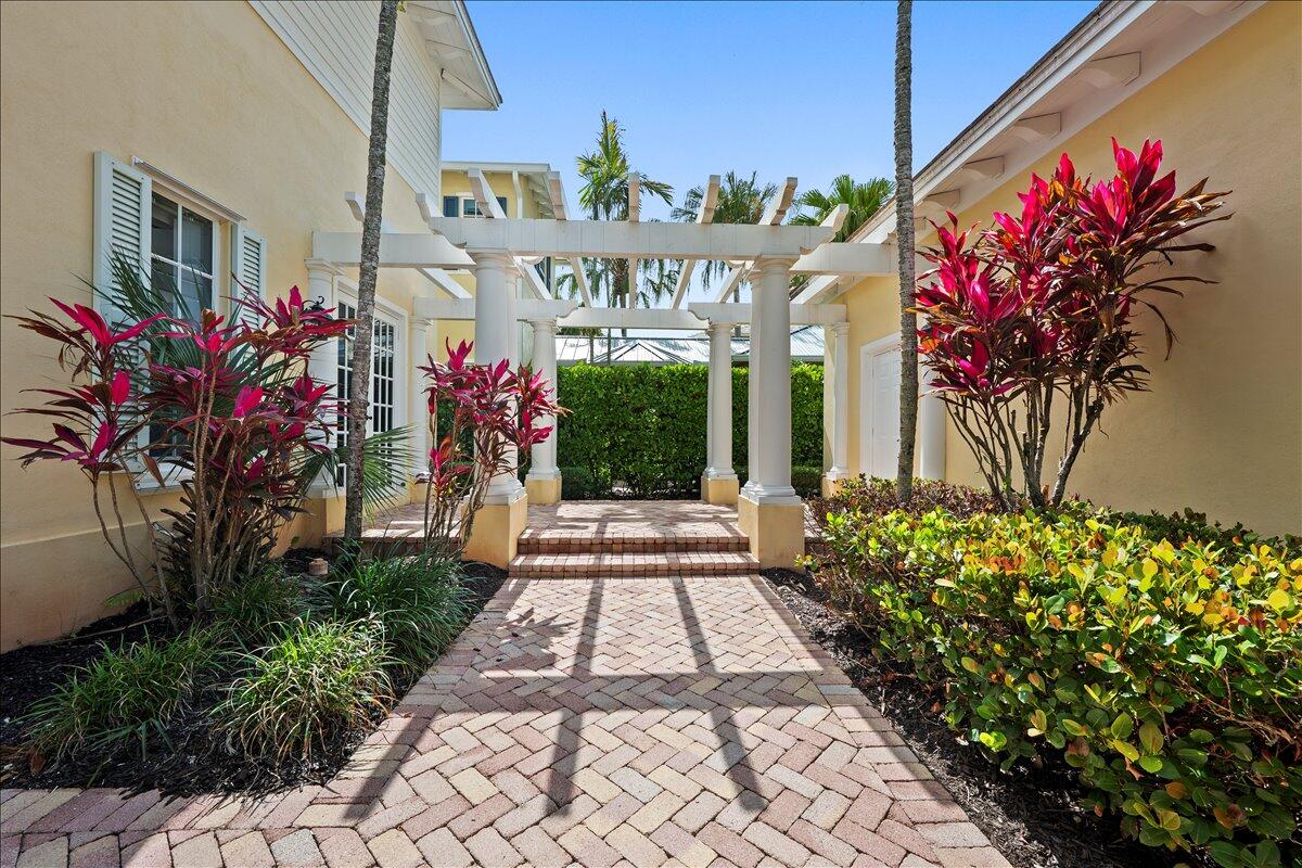 BOTANICA - Residential