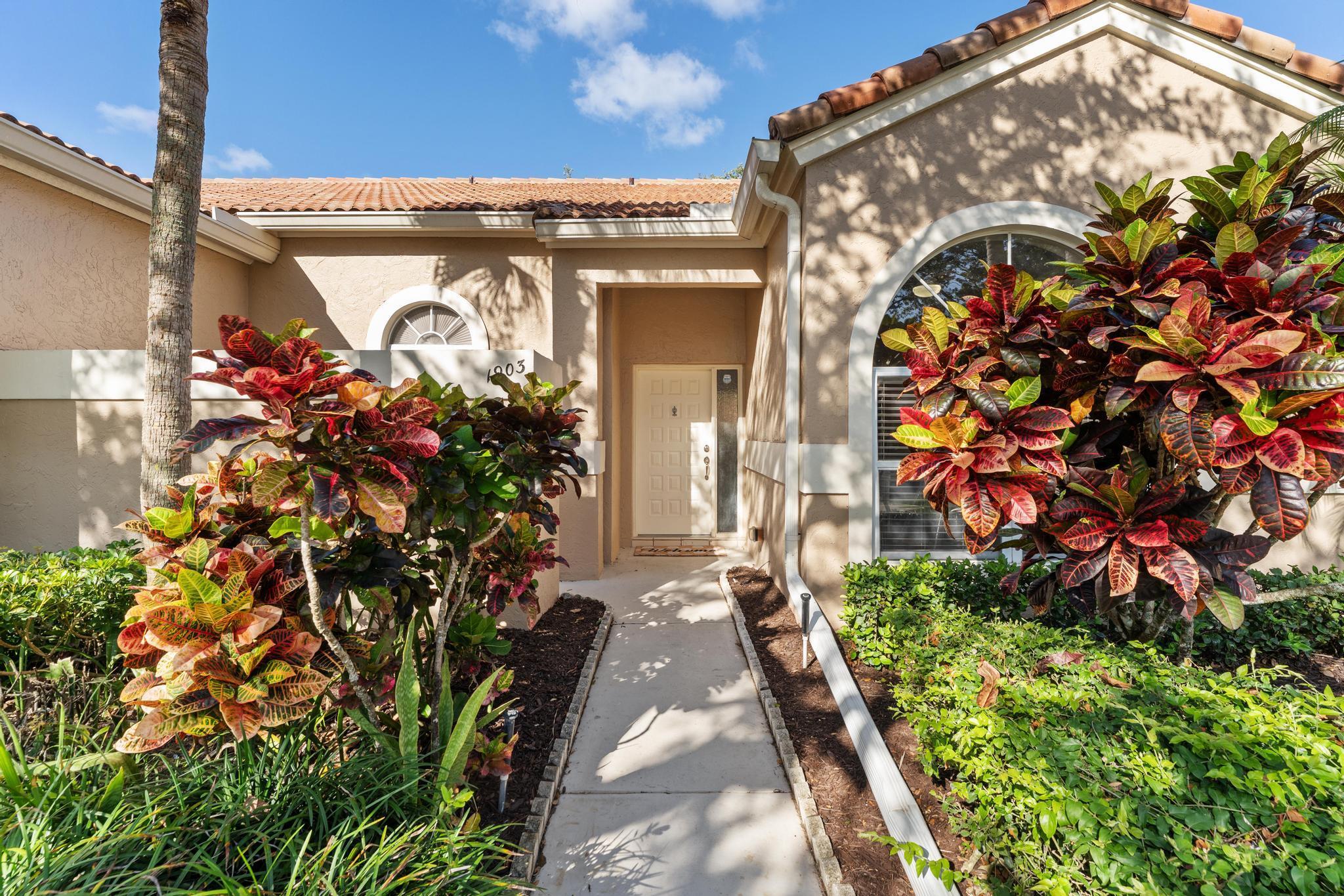 1903 Rosewood Way