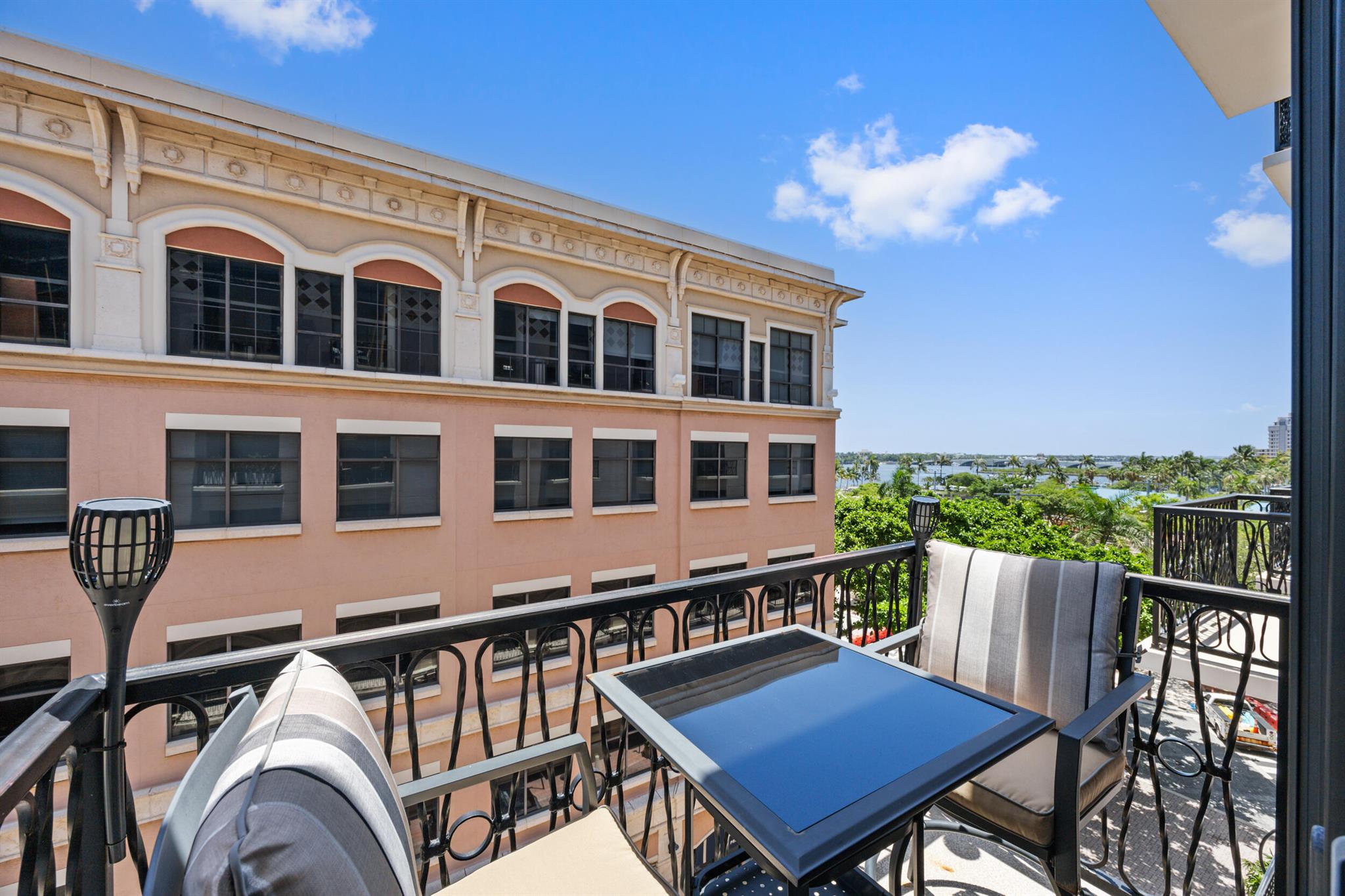 Welcome to your ideal condo in the heart of downtown West Palm Beach! Available for a short-term lease or long-term lease, this beautifully furnished 1-bedroom, 1.5-bath loft-style condo offers the ultimate blend of luxury & convenience.Step onto your private balcony & take in the breathtaking water views, all while enjoying the vibrant energy of urban living. Soaring ceilings & expansive windows flood the space with natural light, showcasing stunning views of both the Intracoastal & the cityscape.Thoughtfully updated with high-end finishes & contemporary design, providing a chic & comfortable living experience. You'll also appreciate the convenience of 1 assigned parking space in the attached garage.Close to premier shopping, dining, entertainment, & cultural attractions.