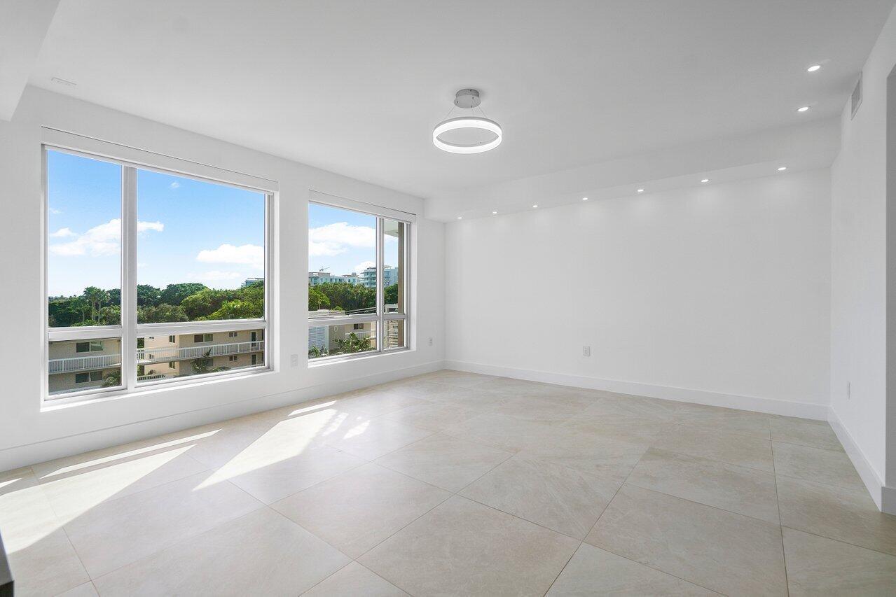 327 ROYAL PALM CONDO - Residential