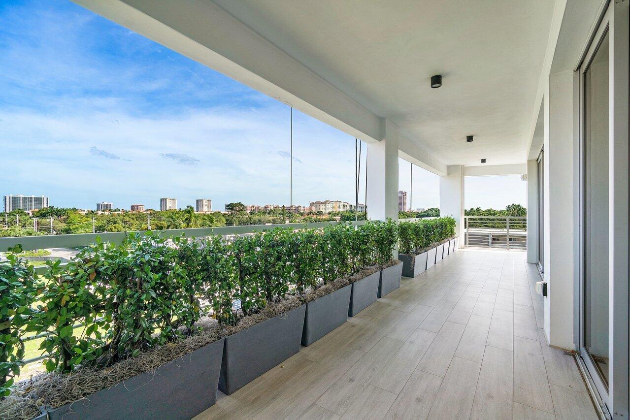 327 ROYAL PALM CONDO - Residential