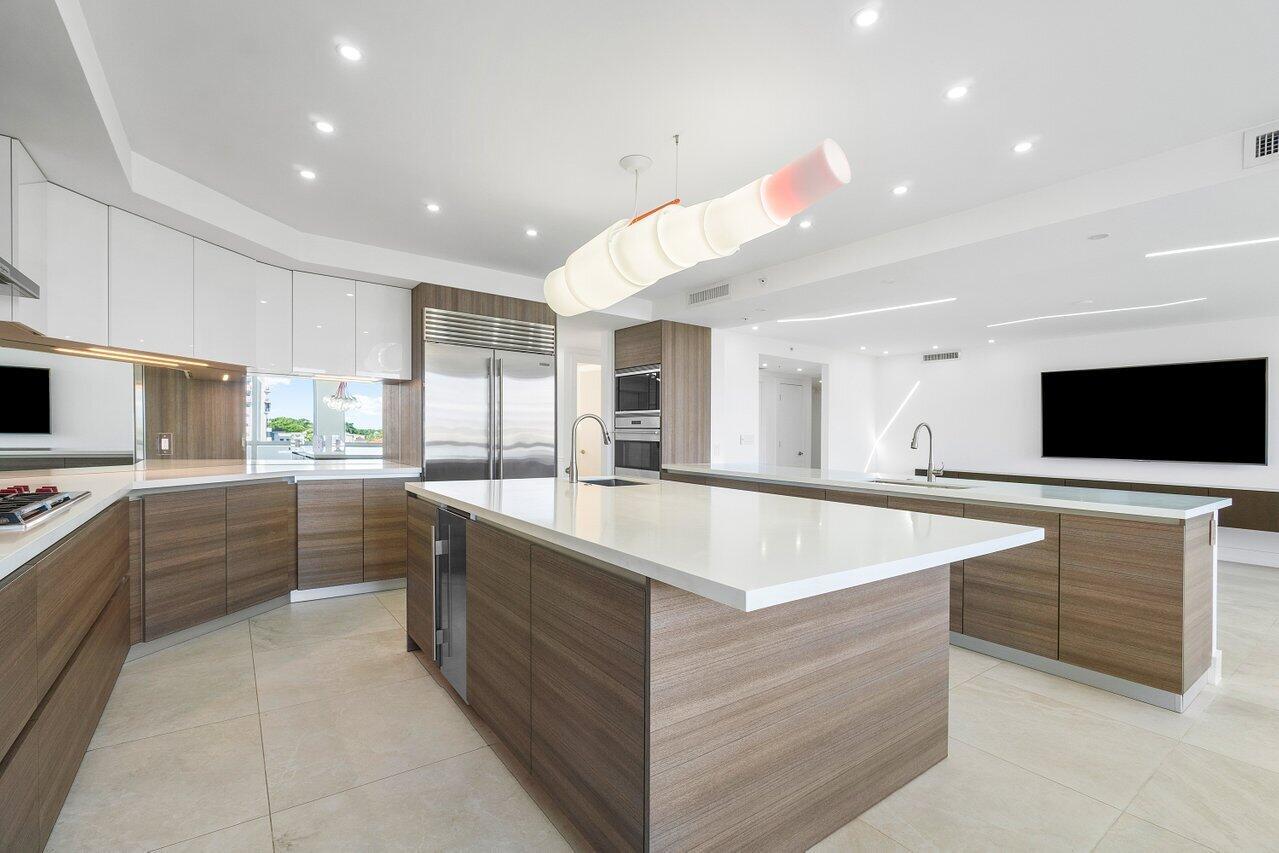 327 ROYAL PALM CONDO - Residential