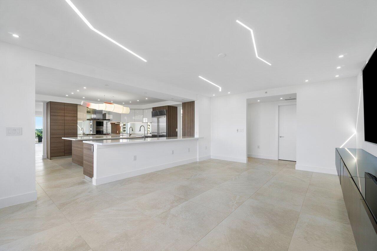 327 ROYAL PALM CONDO - Residential