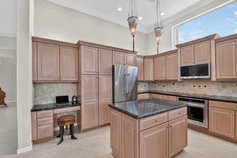 Tiny photo for 9774 Via Elegante, Wellington, FL 33411 (MLS # B26047389)
