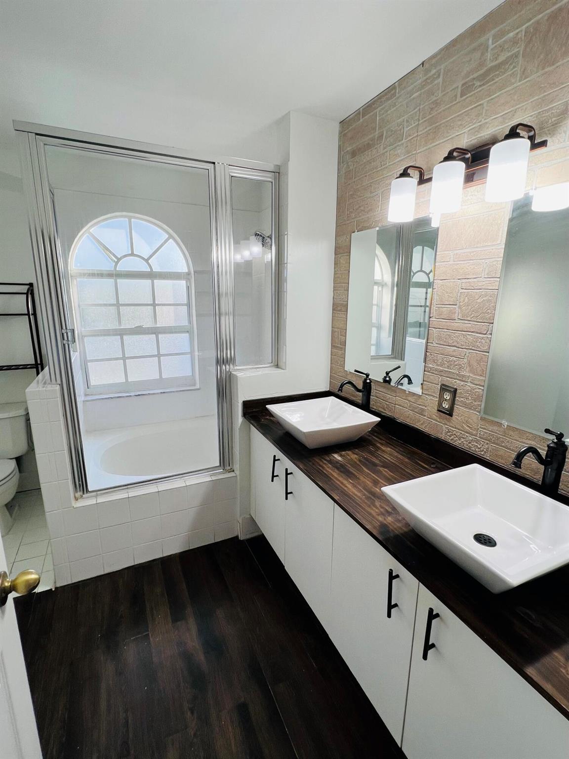 WYNDHAM HEIGHTS - Residential Lease