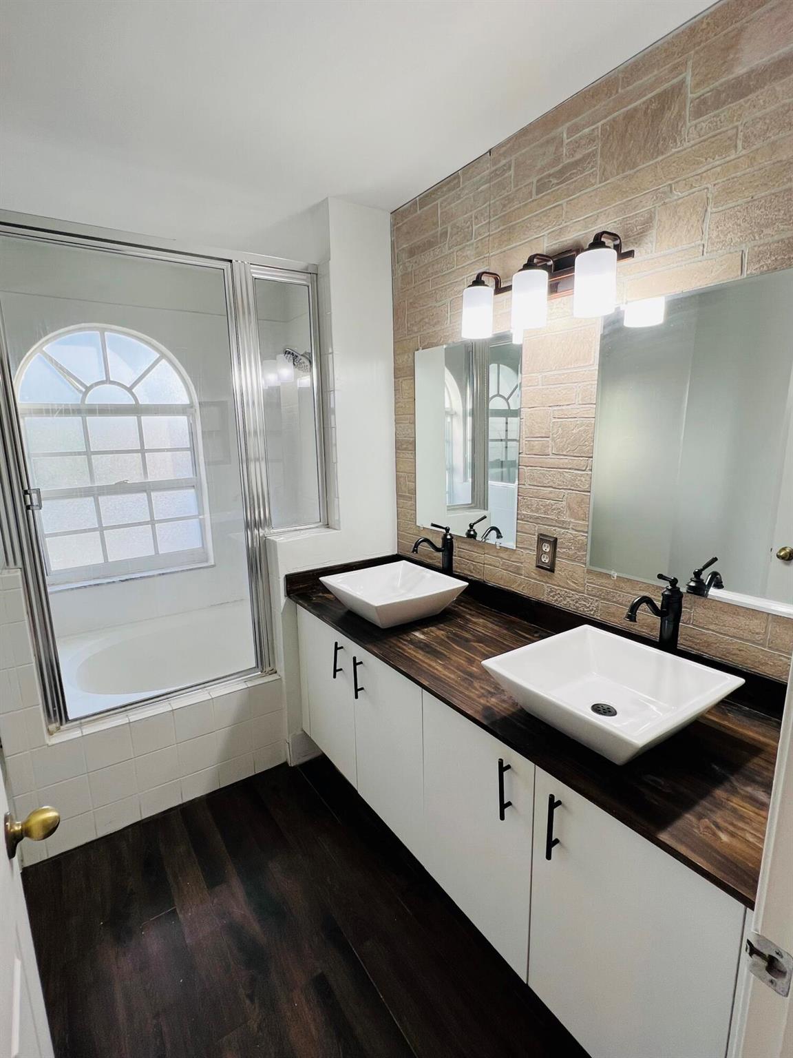 WYNDHAM HEIGHTS - Residential Lease