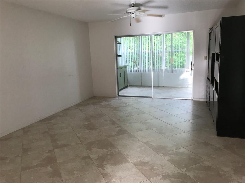 Oriole Golf & Tennis Club - Residential