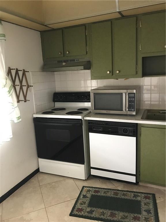 Oriole Golf & Tennis Club - Residential