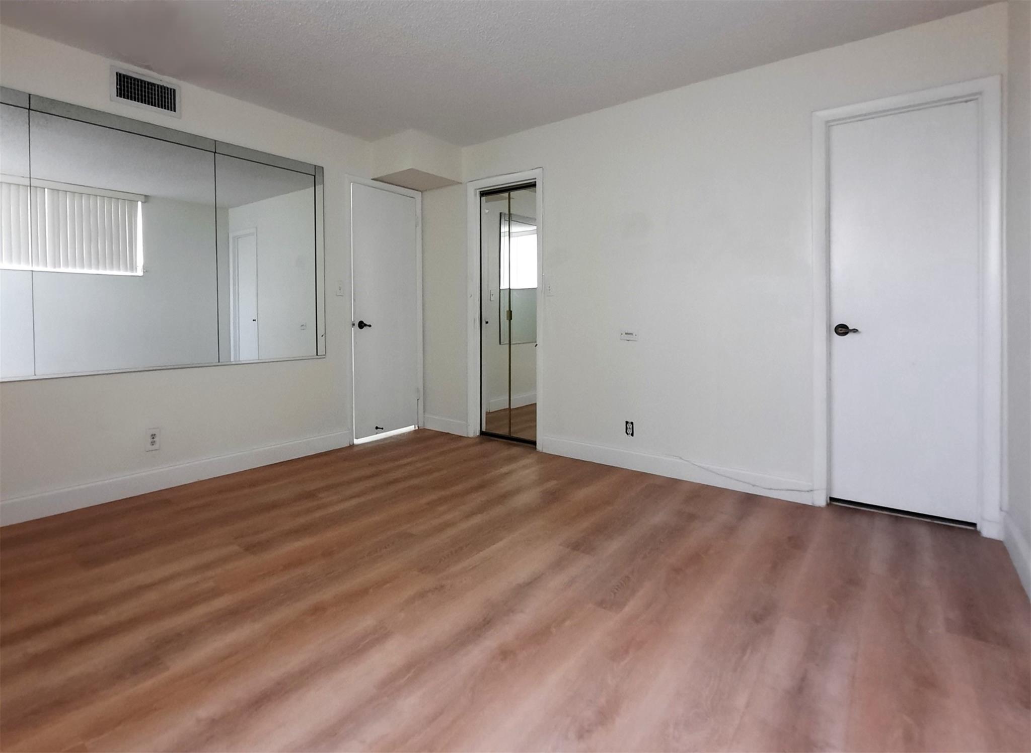 Hollybrook Golf & Tennis - Residential