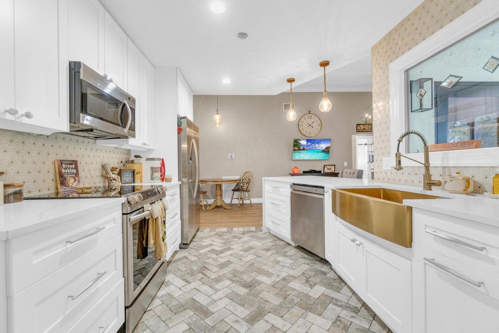 Photo of 22489 Swordfish Drive, Boca Raton, FL 33428 (MLS # R11123464)
