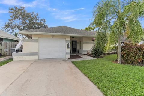 22489 Swordfish Drive Boca Raton FL 33428