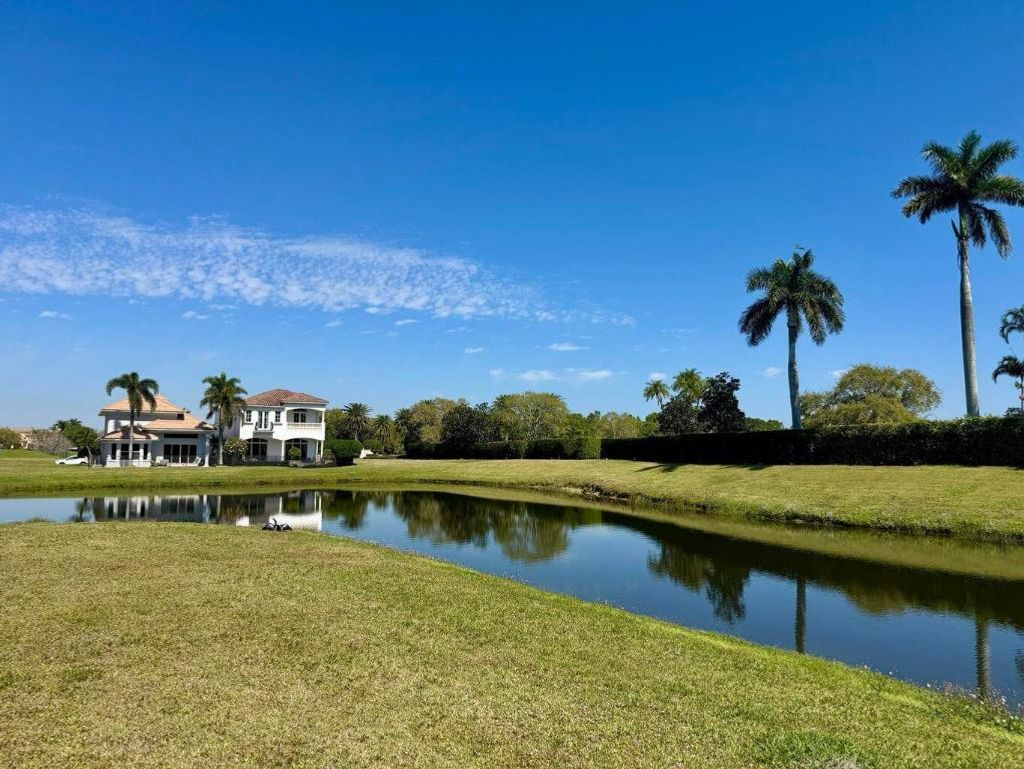 Photo of 118 SE Rio Palermo, Port Saint Lucie, FL 34984 (MLS # R11156173)