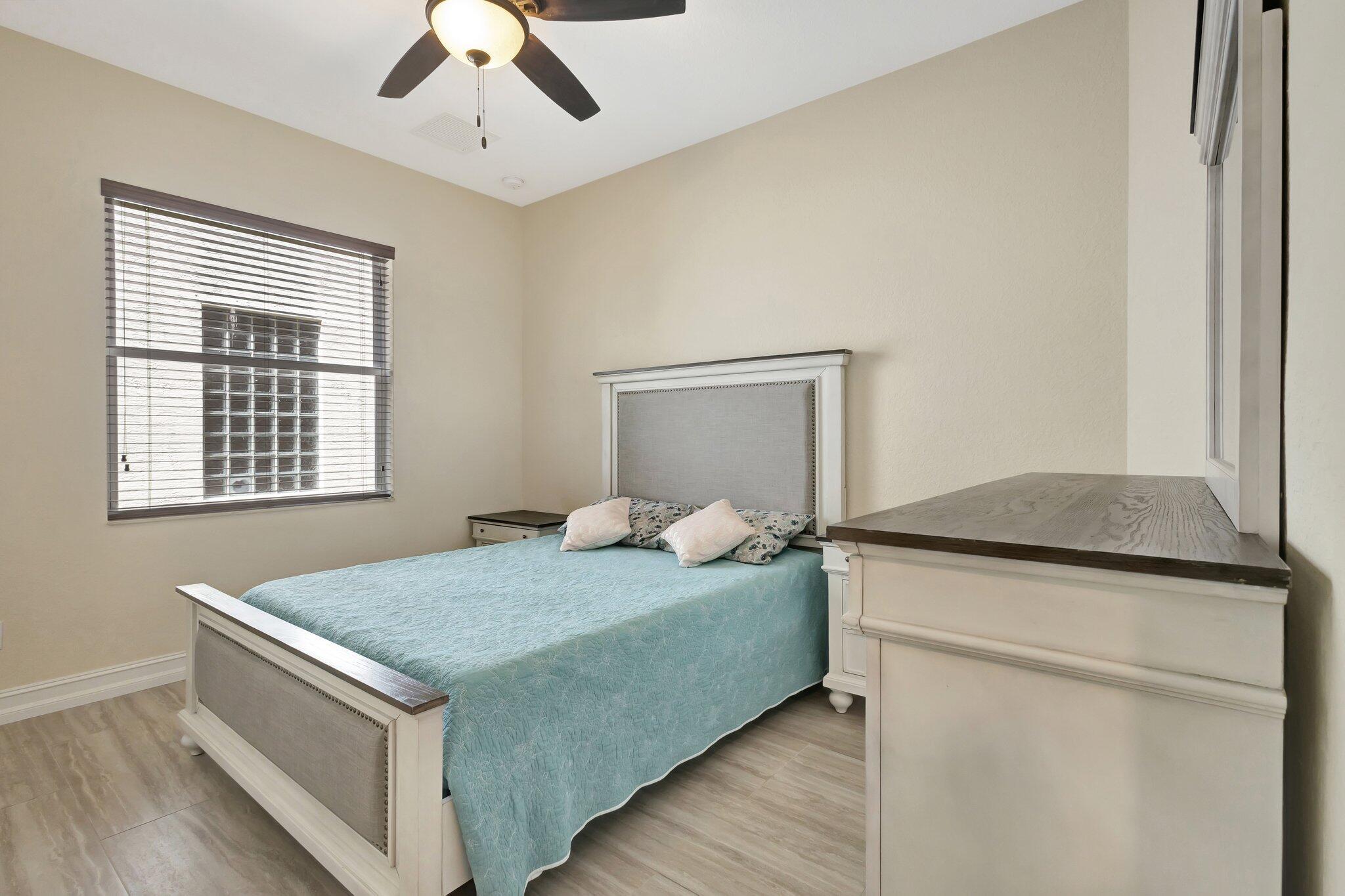 CANYON SPRINGS - Residential