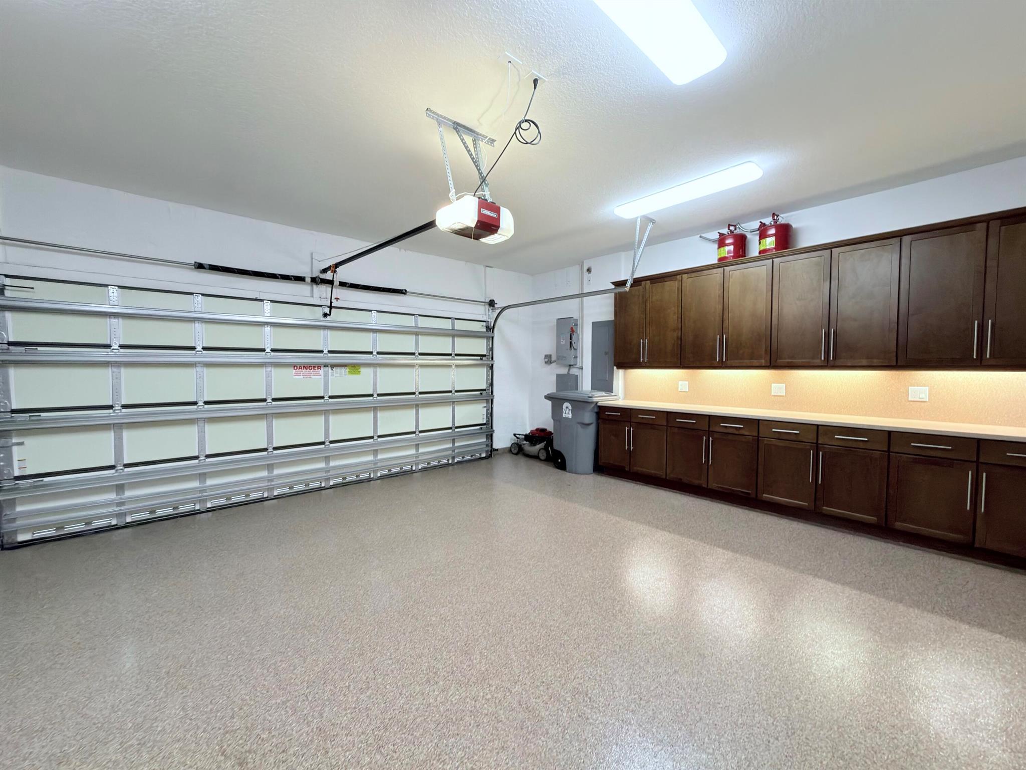 CANYON SPRINGS - Residential