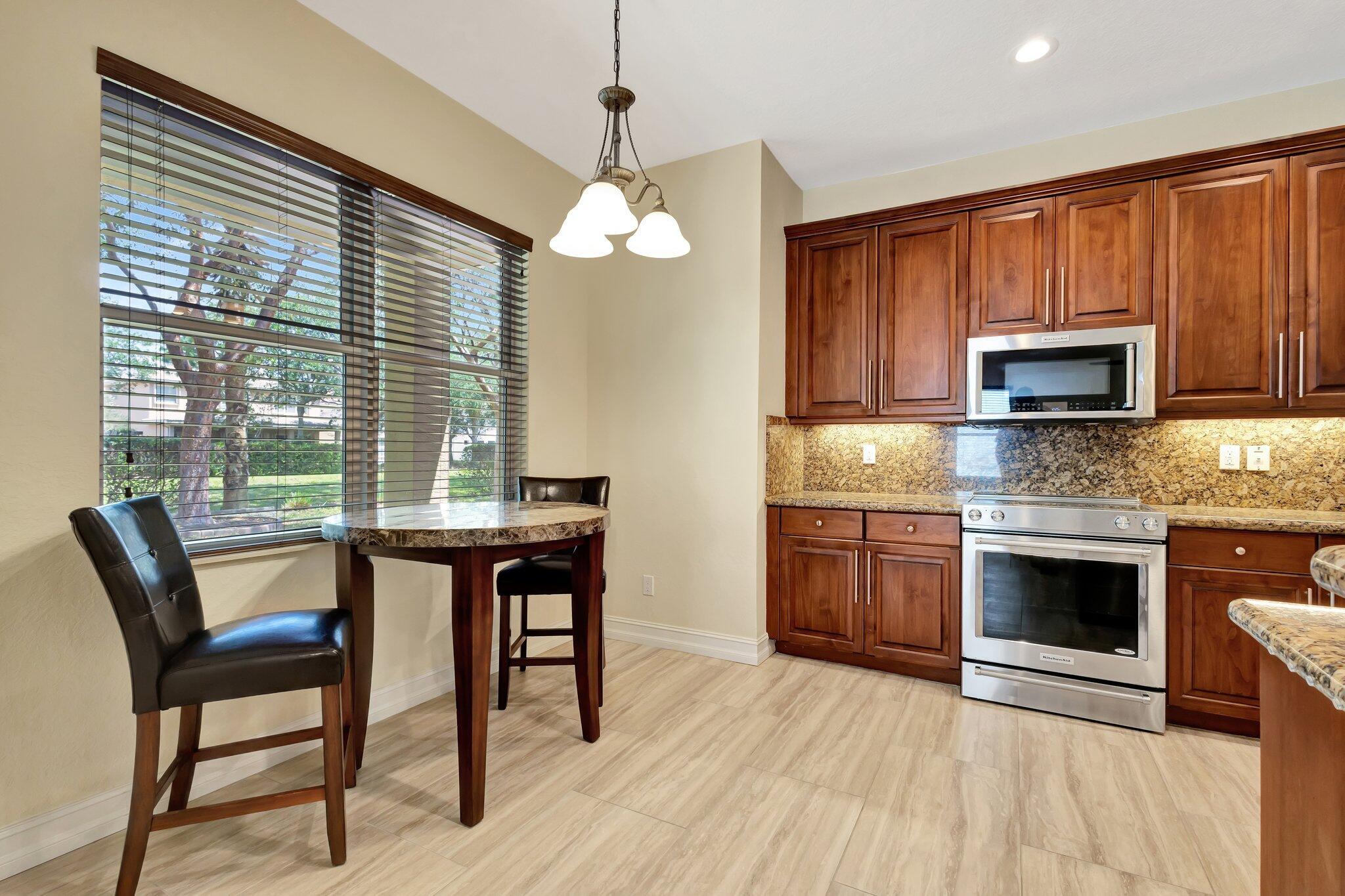 CANYON SPRINGS - Residential