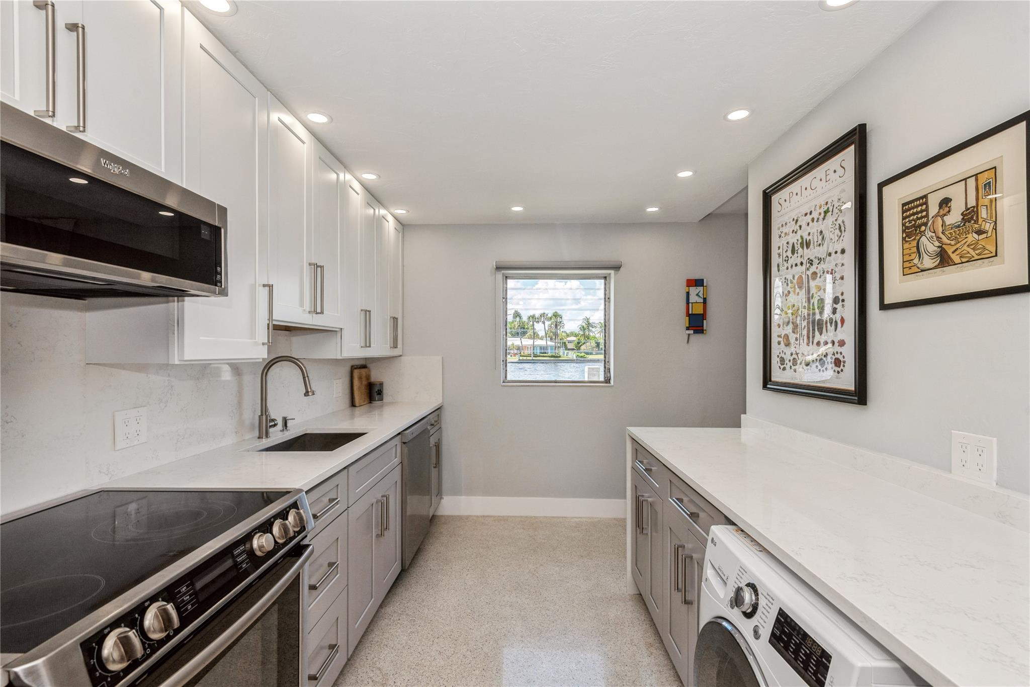 561 Bayshore Drive 6