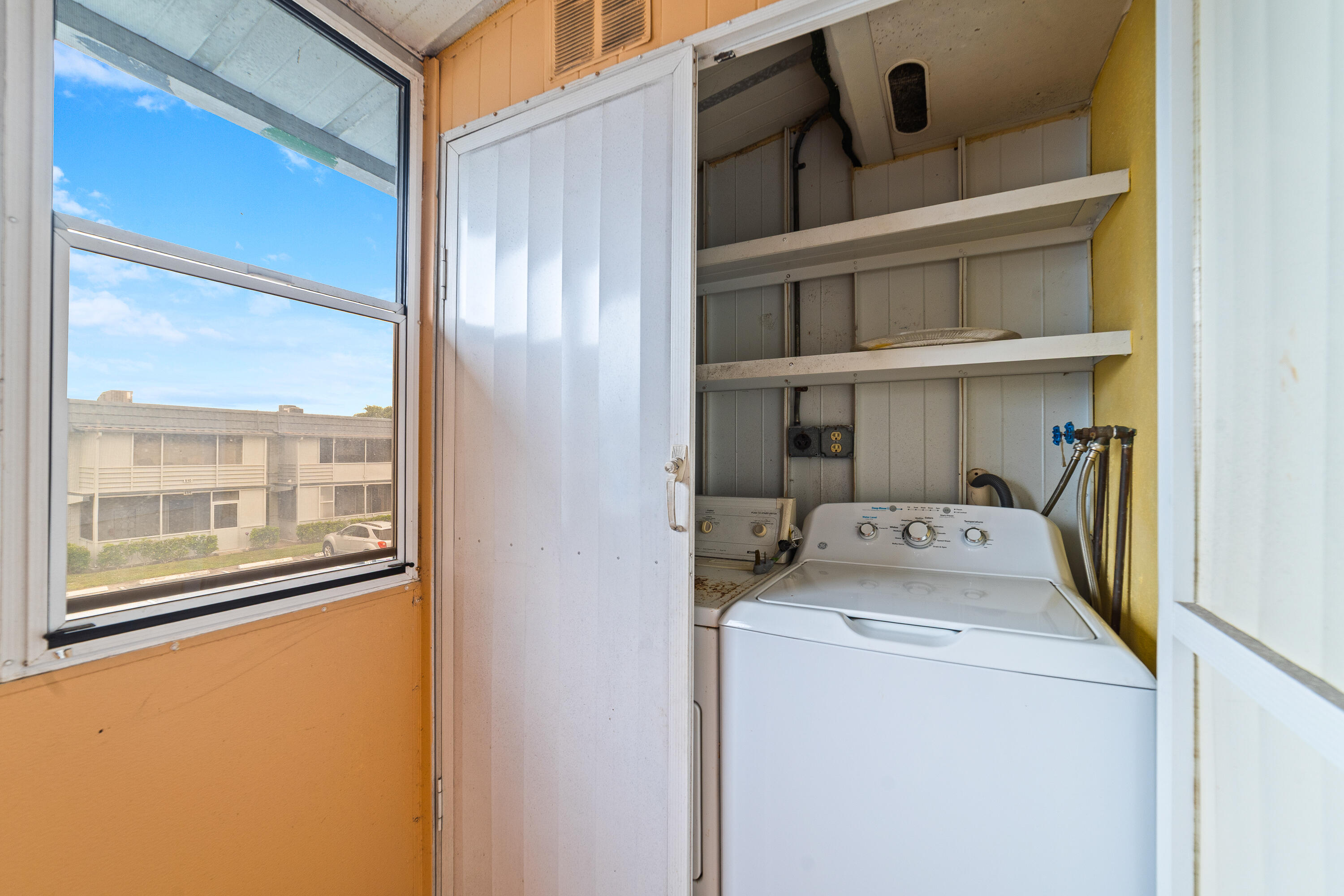 KINGS POINT BRITTANY CONDOS - Residential