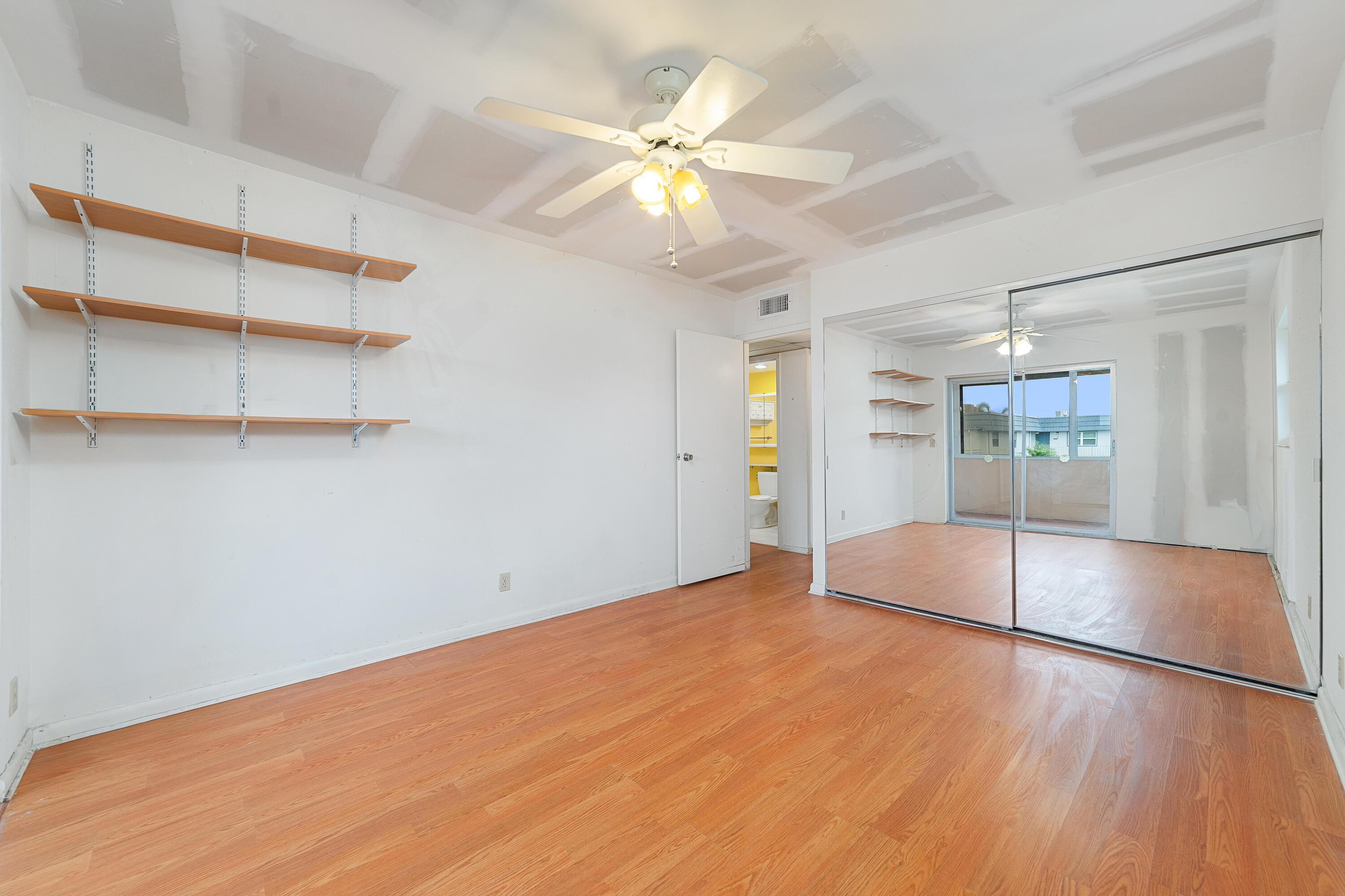 KINGS POINT BRITTANY CONDOS - Residential