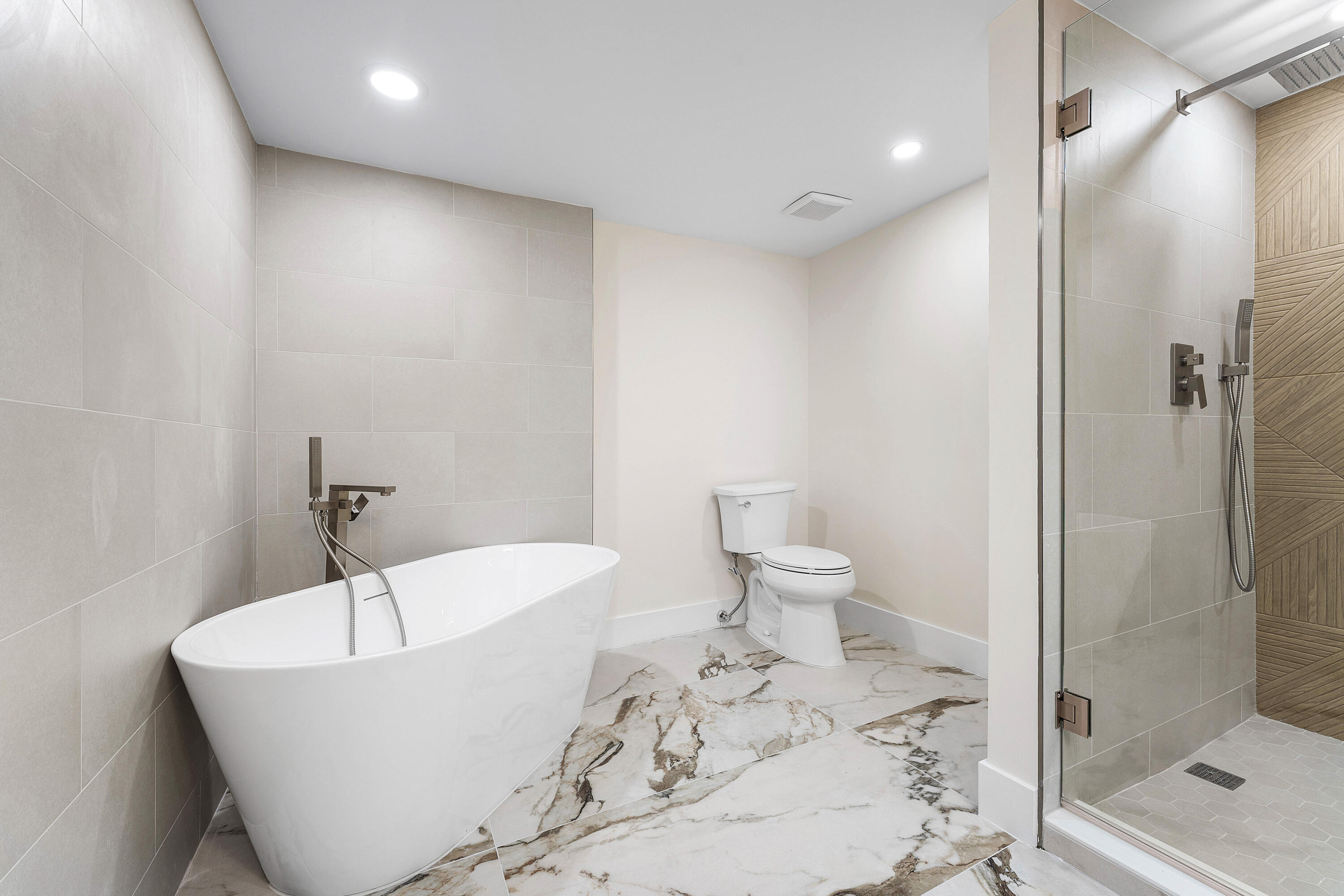 SEA RANCH CLUB OF BOCA II CONDO - Residential