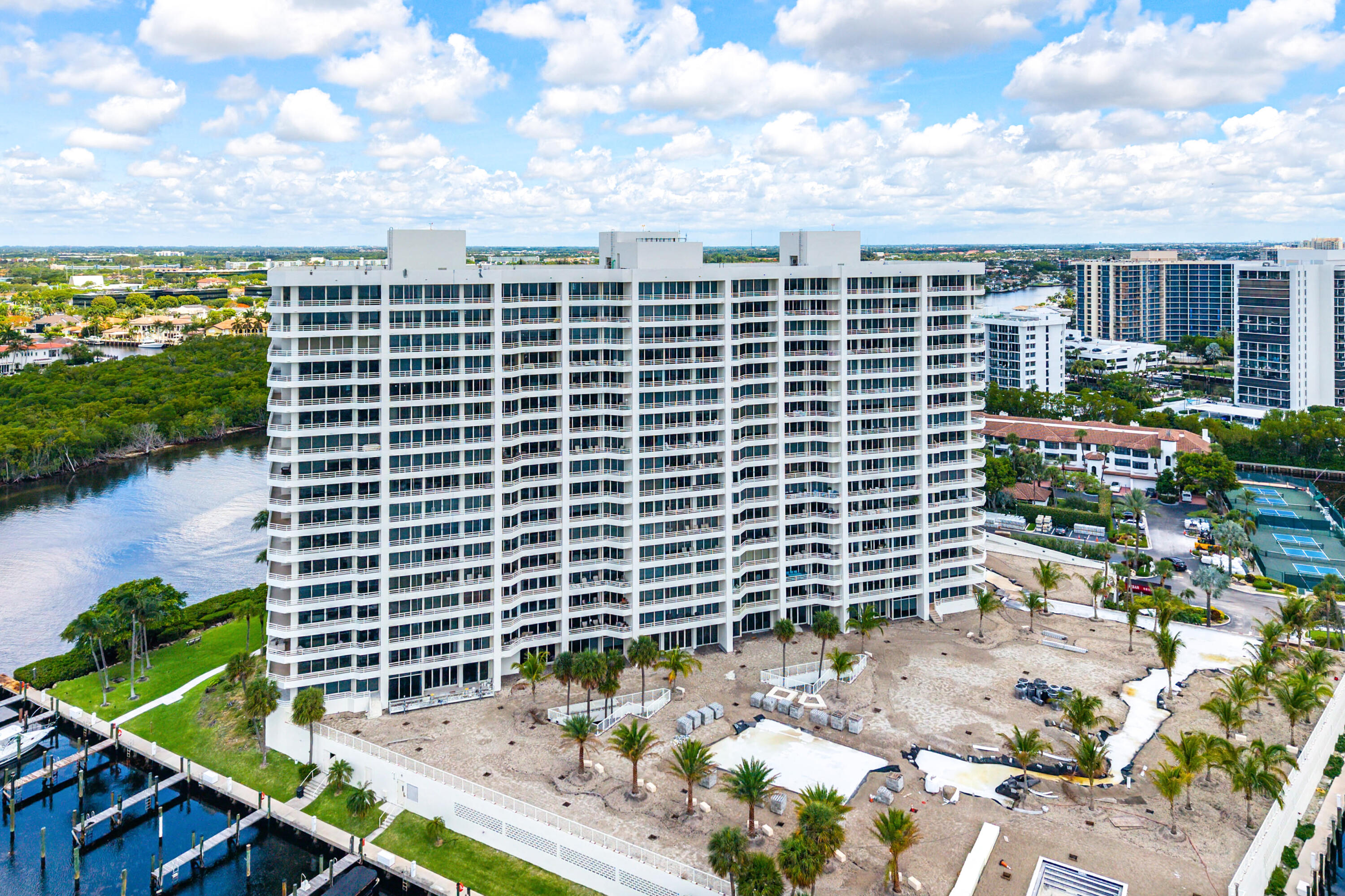 SEA RANCH CLUB OF BOCA II CONDO - Residential