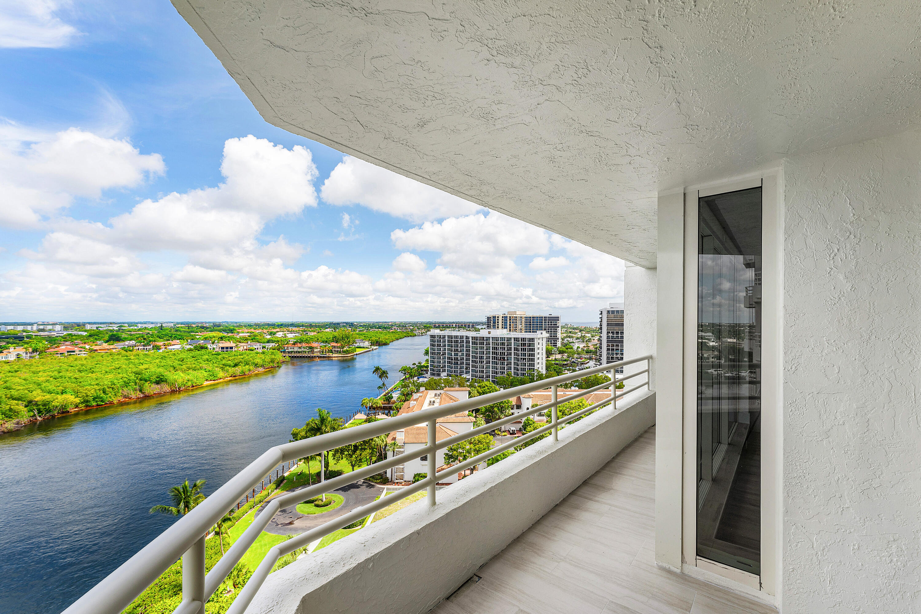 SEA RANCH CLUB OF BOCA II CONDO - Residential