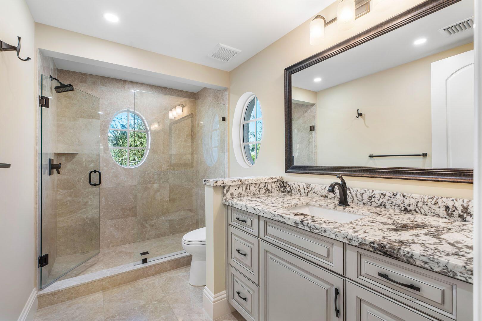 ROYAL PALM YACHT & COUNTR - Residential