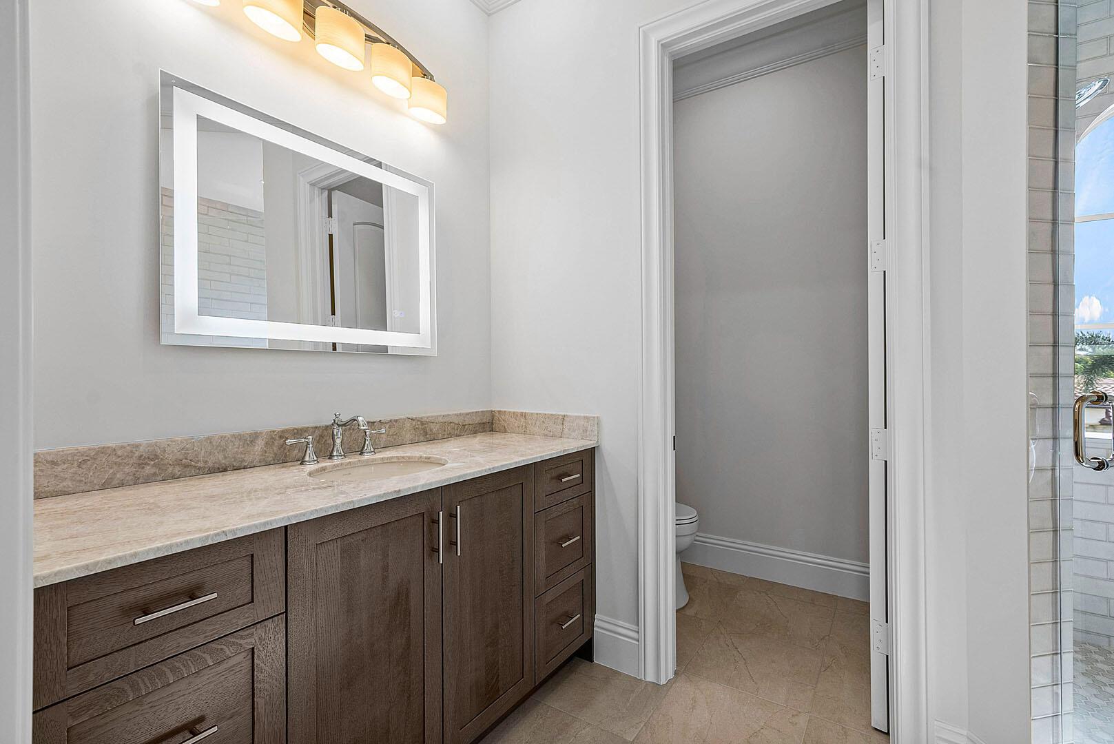 ROYAL PALM YACHT & COUNTR - Residential