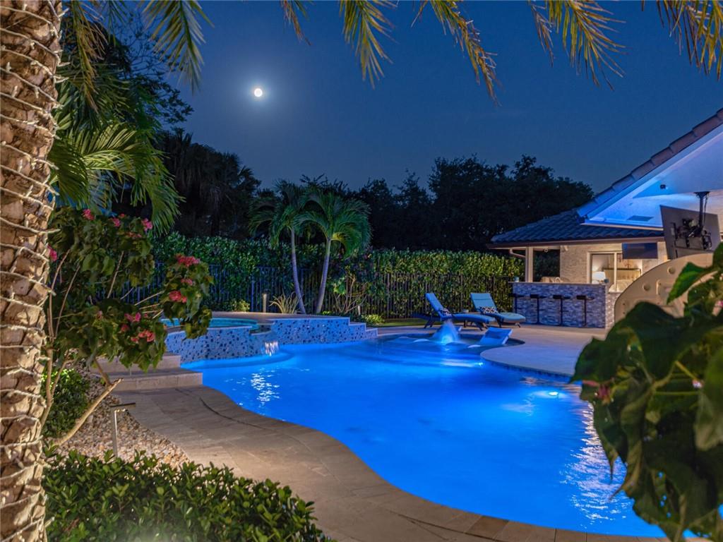 Country Isles - Residential