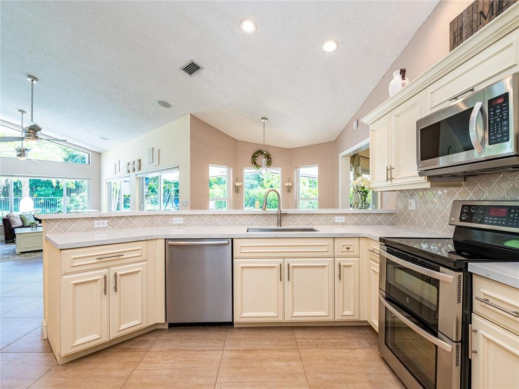 Country Isles - Residential