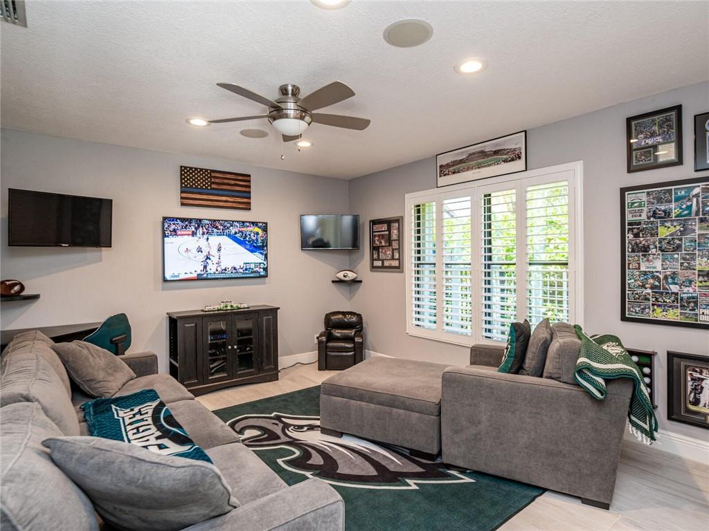 Country Isles - Residential