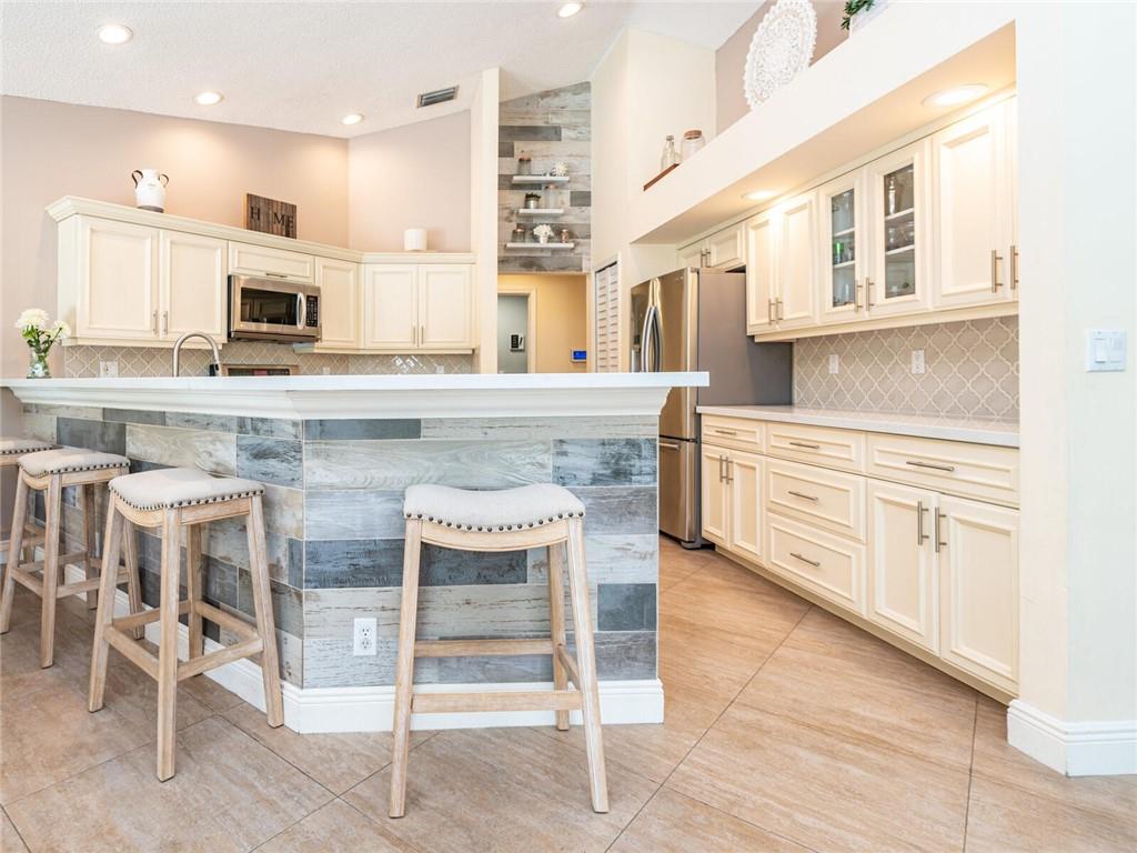 Country Isles - Residential