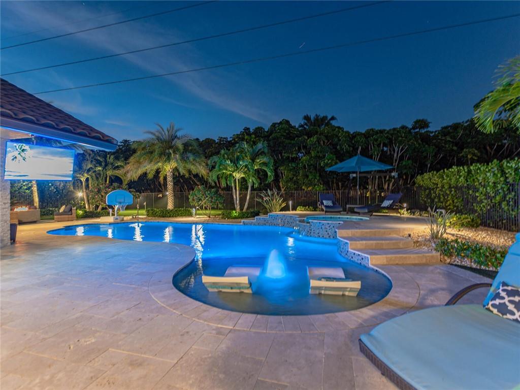 Country Isles - Residential