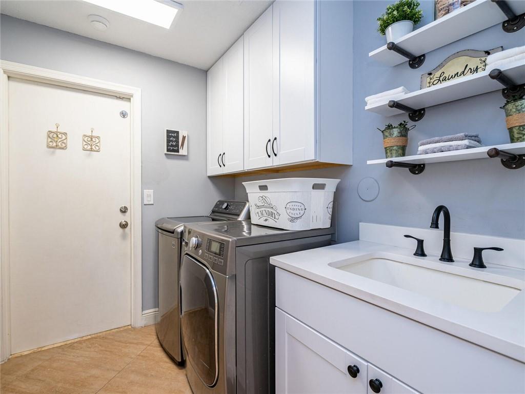 Country Isles - Residential