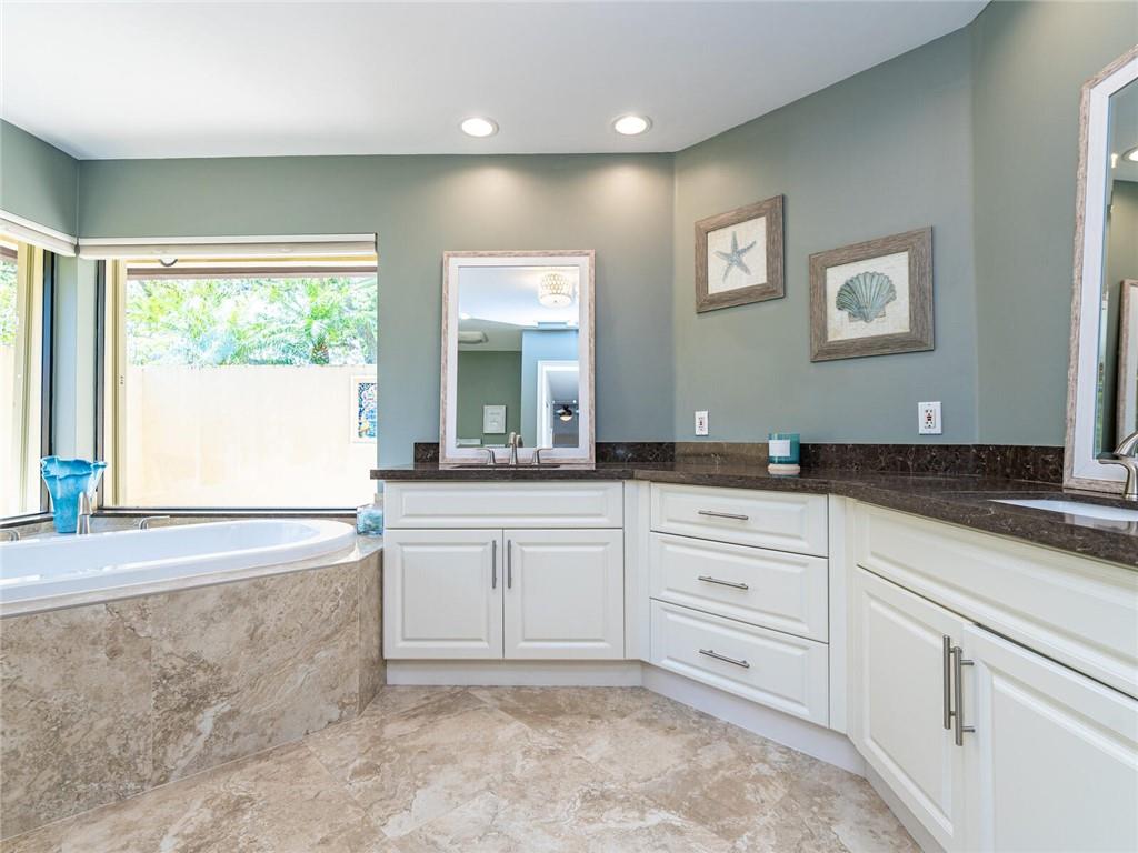 Country Isles - Residential