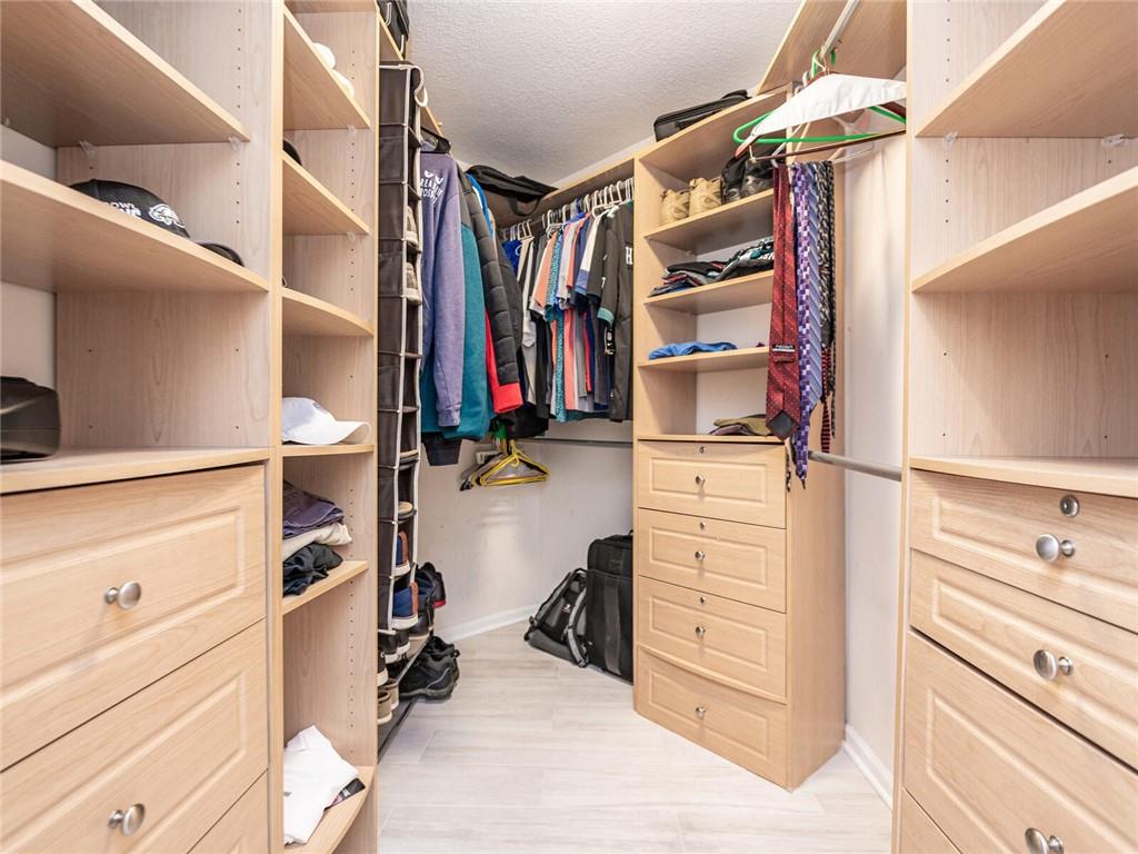 Country Isles - Residential