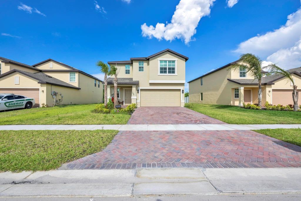 Photo of 740 Worlington Lane, Fort Pierce, FL 34947 (MLS # R10930340)
