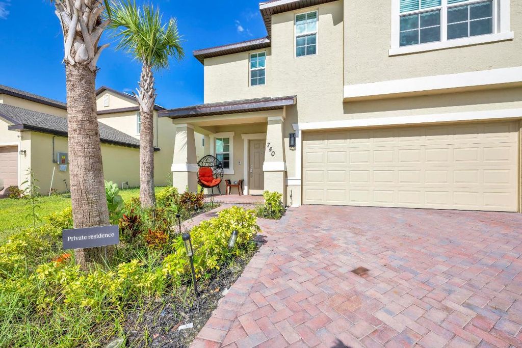 Photo of 740 Worlington Lane, Fort Pierce, FL 34947 (MLS # R10930340)