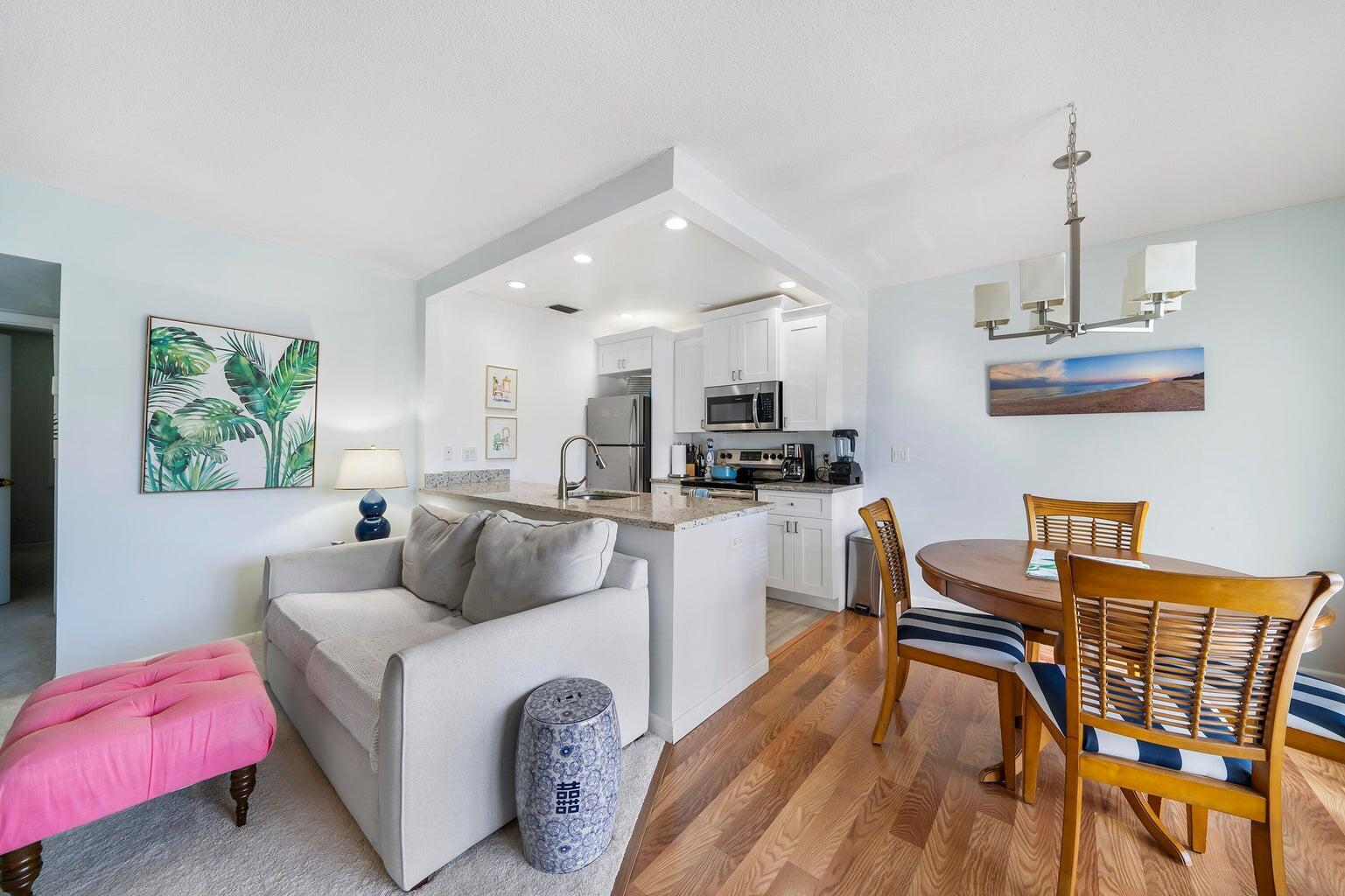 PALM BEACH VILLAS CONDO - Residential Lease