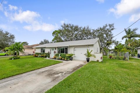 A home in Port St Lucie